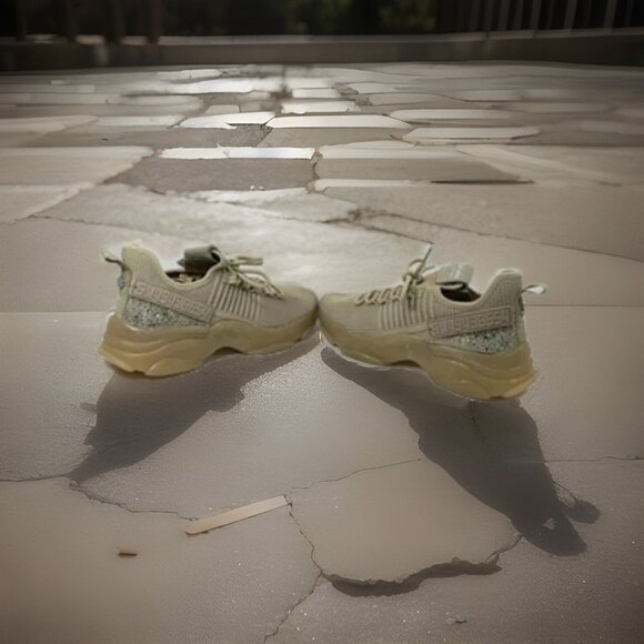 Steve Madden SM NY 90 Rhinestone Sneakers SM49498654 Women’s 9 M Blush MAXIMA - Picture 4 of 15